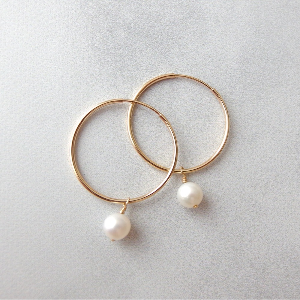 Small pearl endless hoop earrings 14kGF
